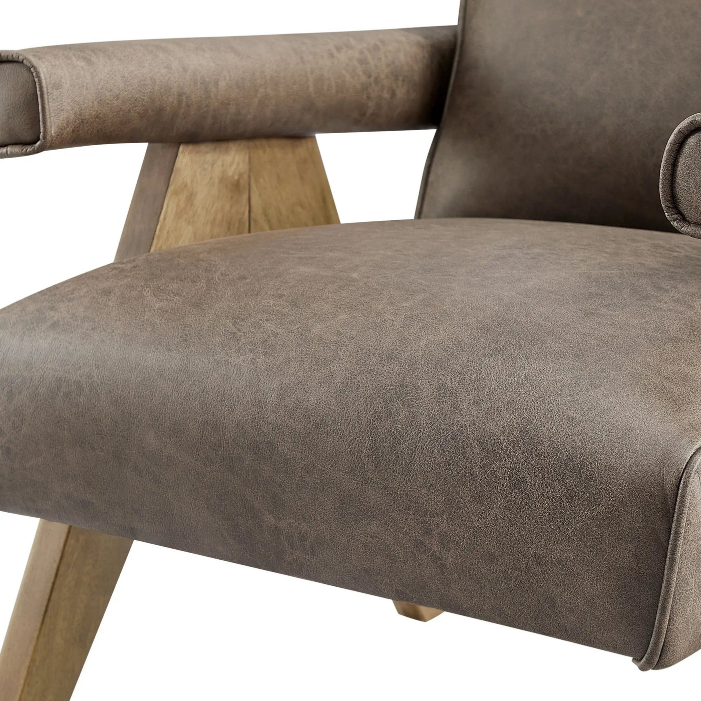 Nessi - Arm Chair by HouseOfZazla