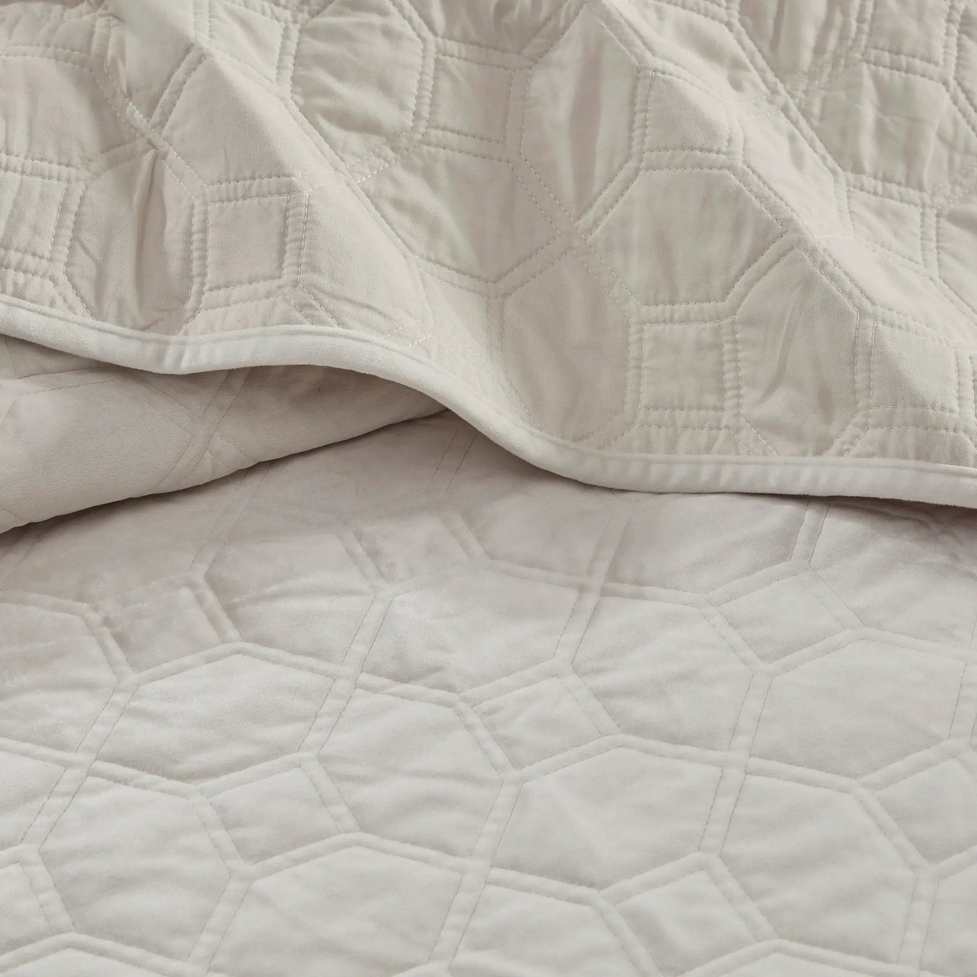 3 Piece Velvet Quilt Set Ivory King/Cal King by HouseOfZazla