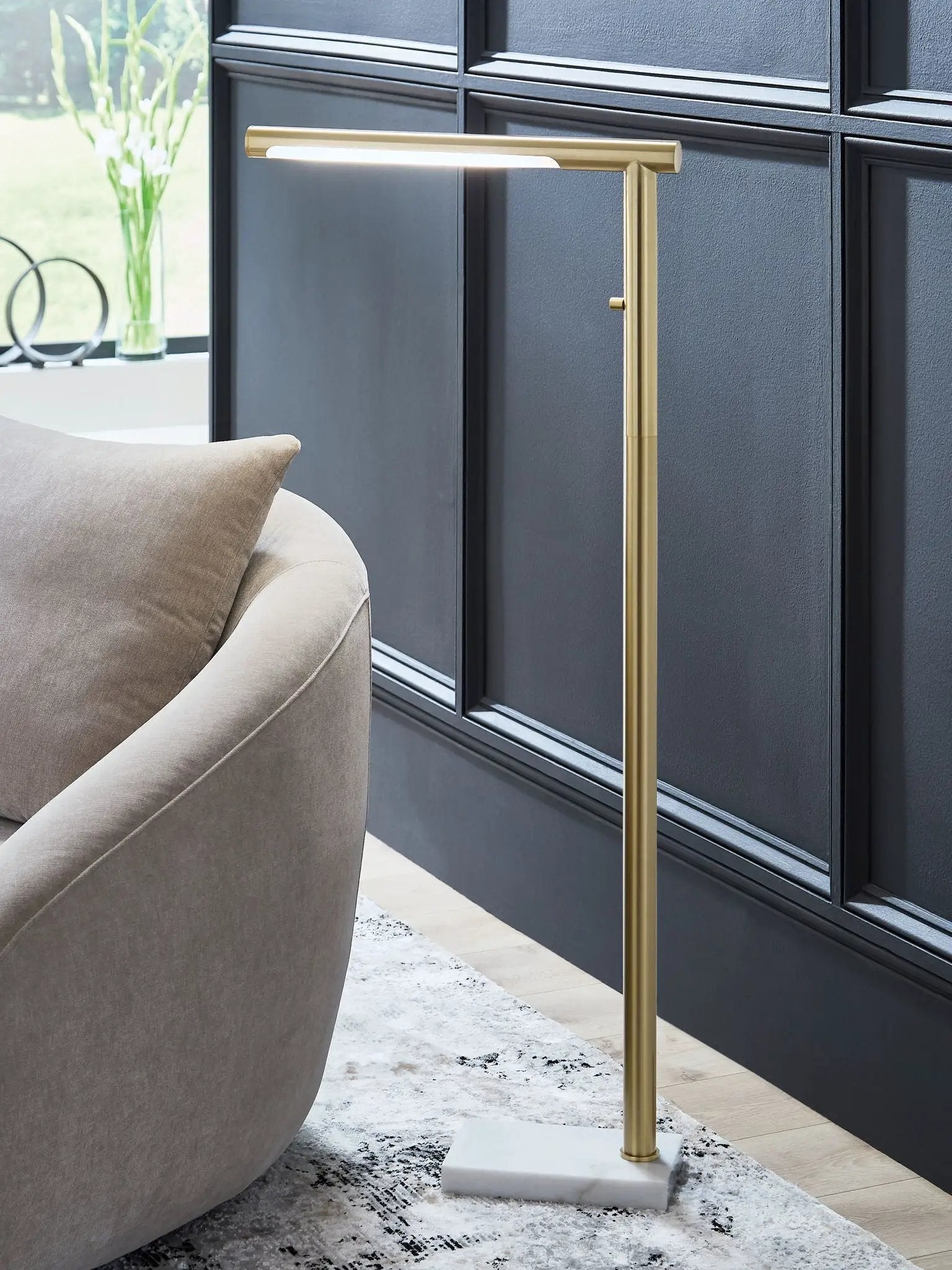 Santiford - Metal Floor Lamp - Gold Finish / White by Unique Piece Furniture