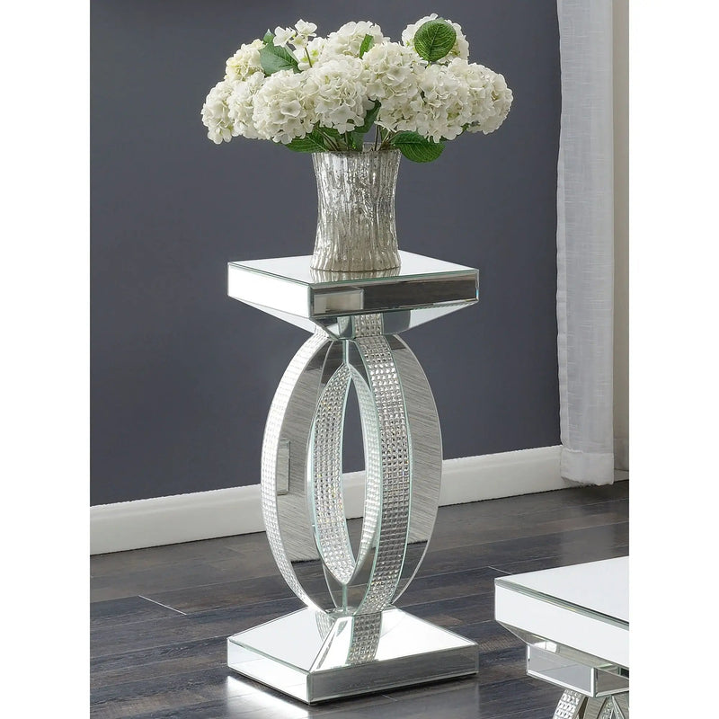 Empire - Square Side End Table - Silver by HouseOfZazla