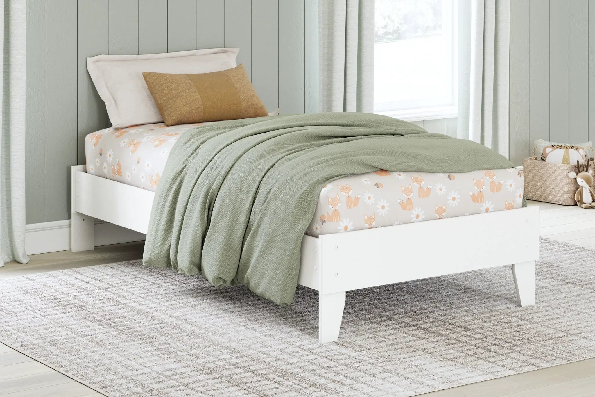 Hallityn - Platform Bed by Unique Piece Furniture