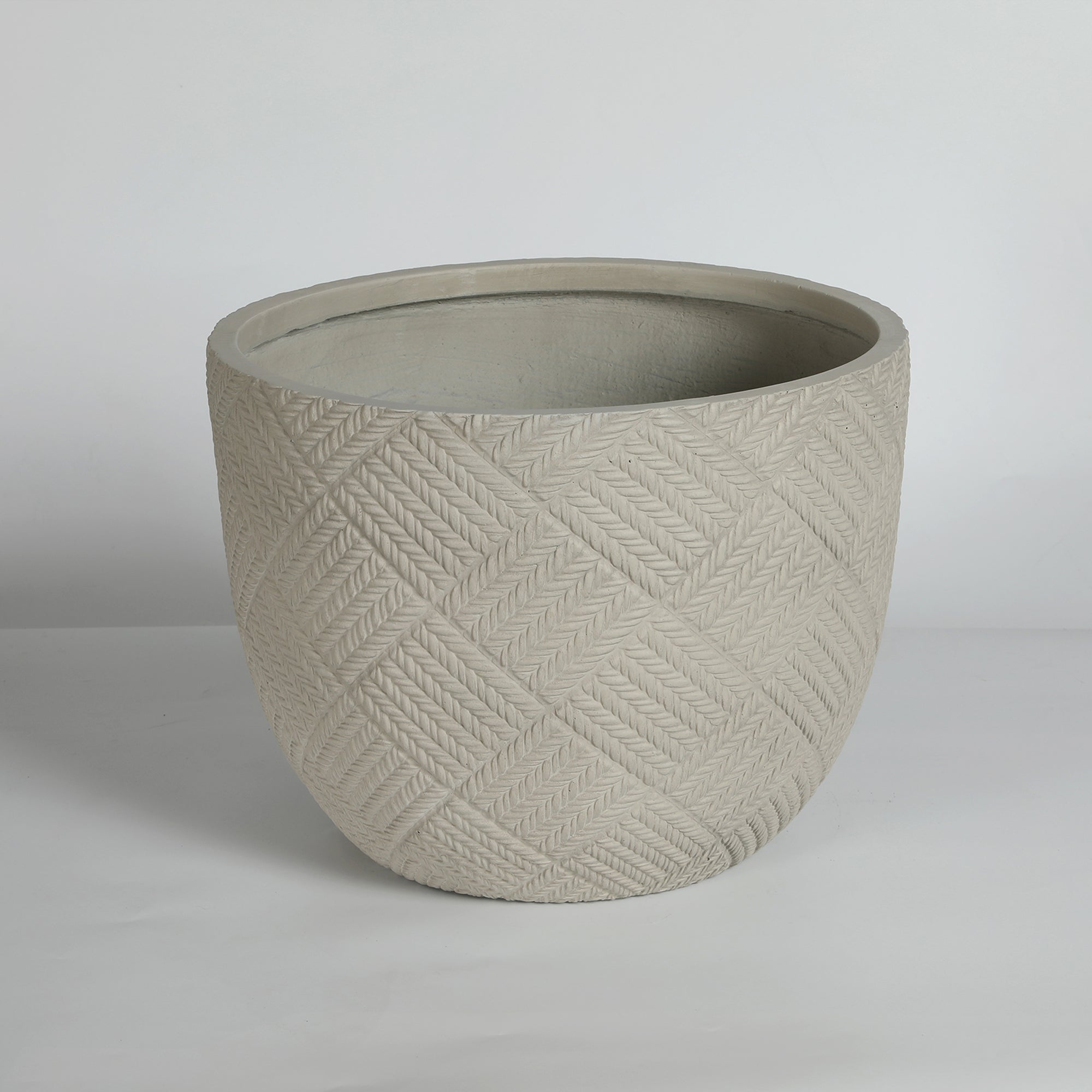 Round Concrete Planter Set of 2 by HouseOfZazla