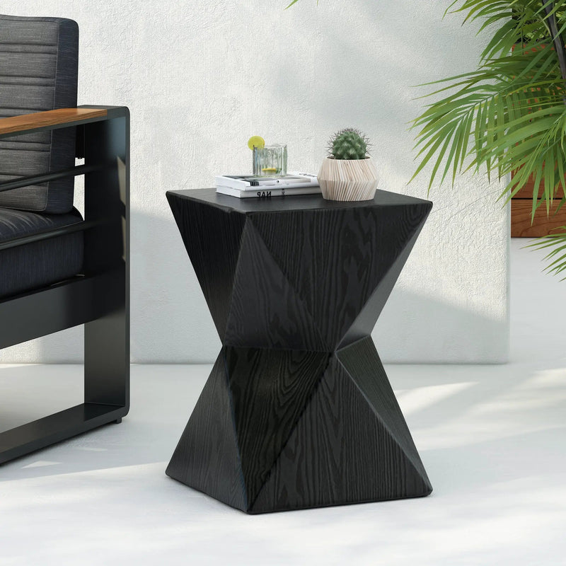 14.25" Outdoor Accent Table by HouseOfZazla