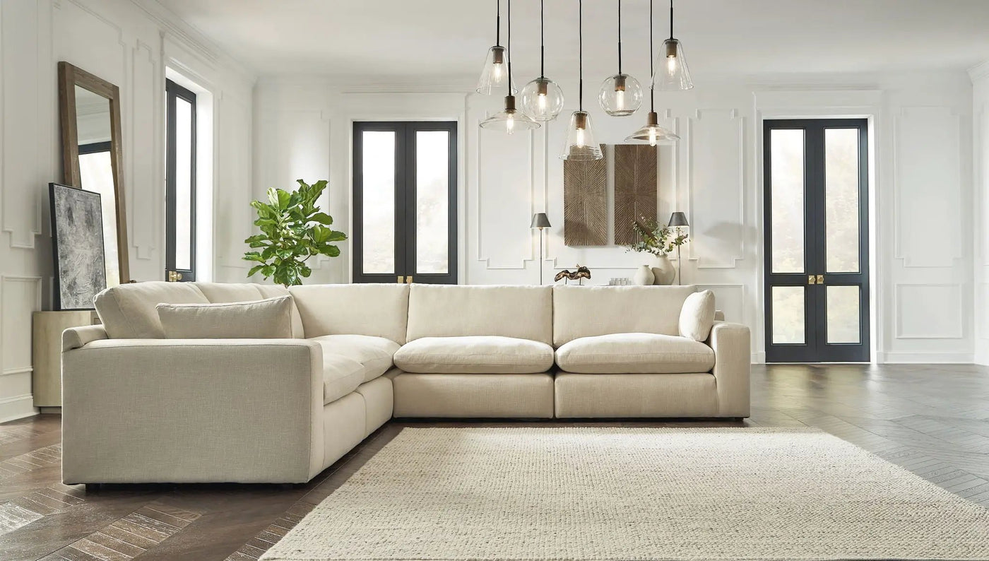 Elyza - Sectional by Unique Piece Furniture