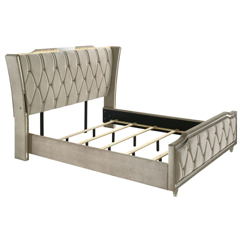 Lorient 5-piece California King Bedroom Set Ivory and Camel by Unique Piece Furniture
