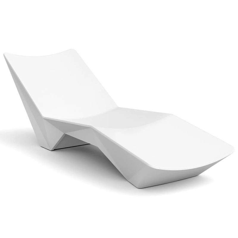 Quick Assembly S-Shaped Pool Lounger by HouseOfZazla