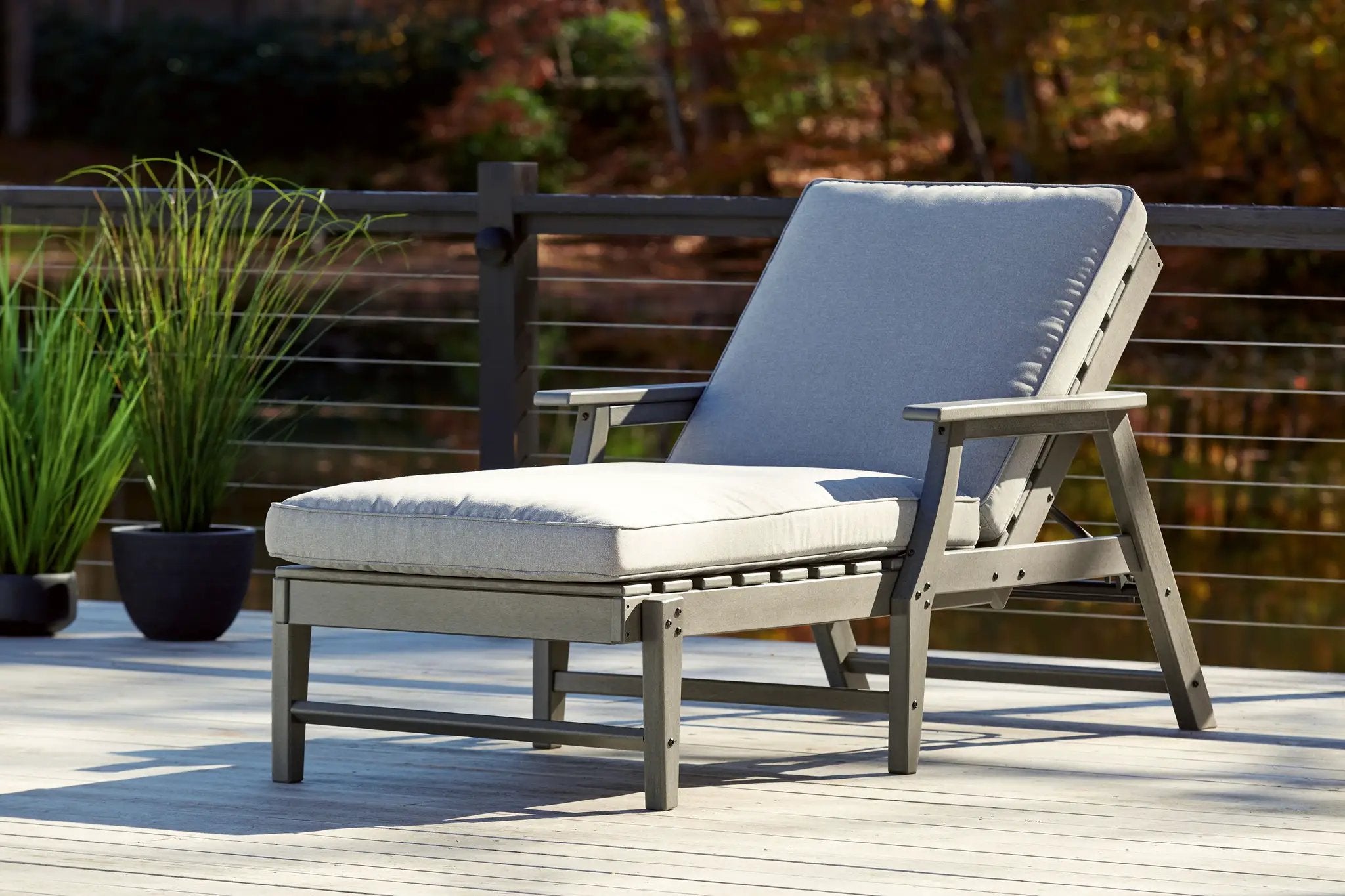 Visola - Chaise Lounge with Cushion - Gray by Unique Piece Furniture