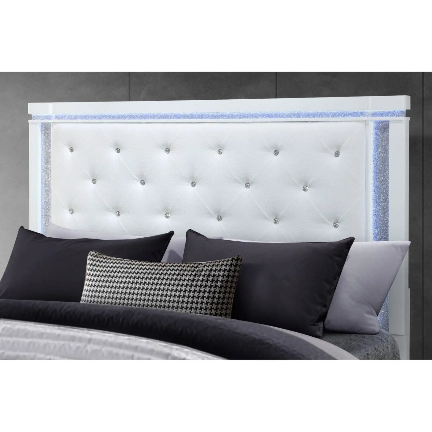 Adalid - Contemporary Bed With LED Lights by Unique Piece Furniture