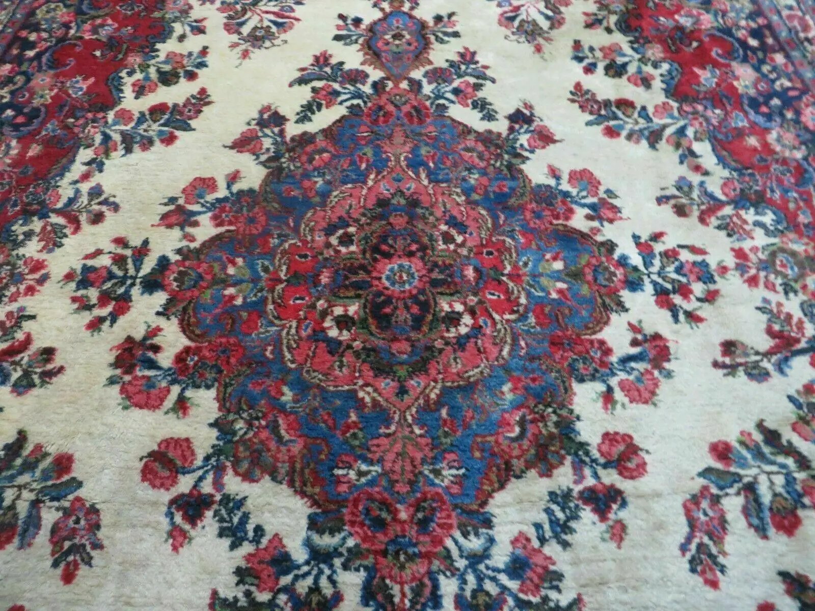 Persian Sarouk Rug 9x12 - Semi Open Field Medallion Carpet by Jewel Rugs