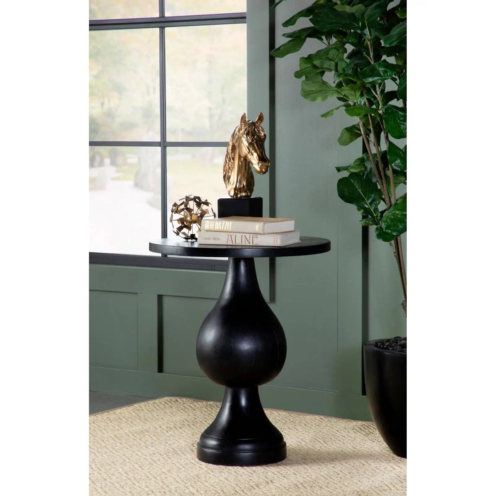 Stain Pedestal Accent Table Elegant Design With Round Top - Black by HouseOfZazla