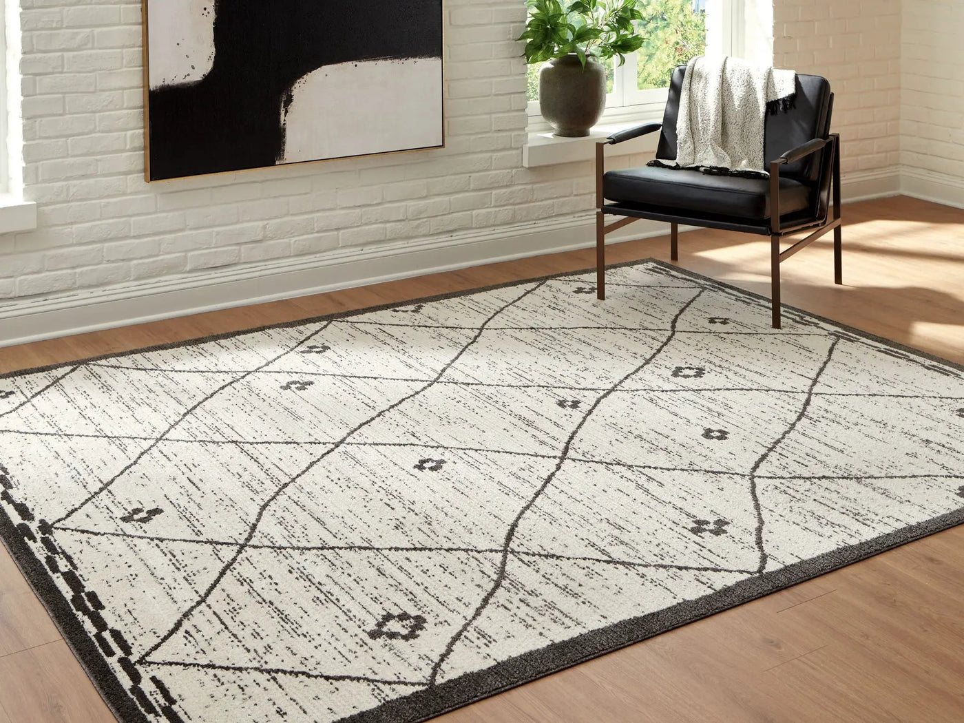 Fenriston - Rug by Unique Piece Furniture
