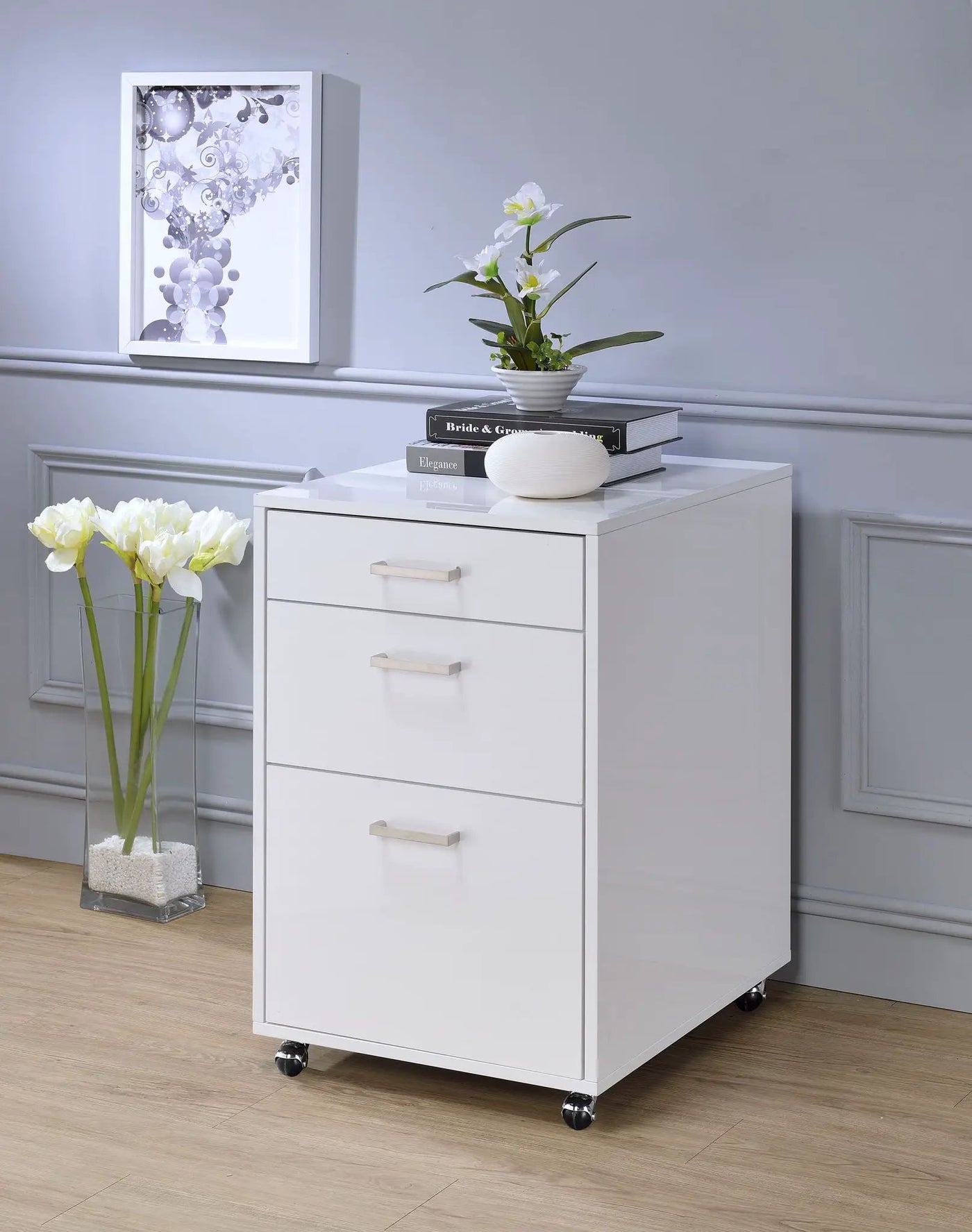 Coleen - High Gloss Cabinet by HouseOfZazla