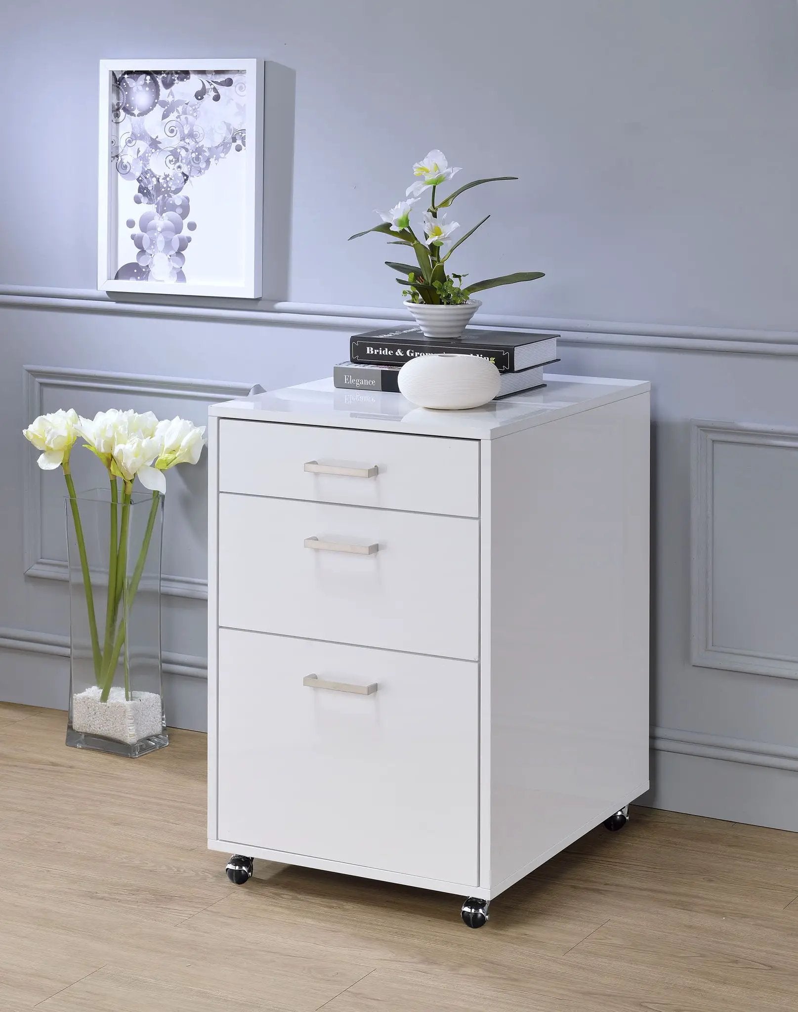 Coleen - High Gloss Cabinet by HouseOfZazla
