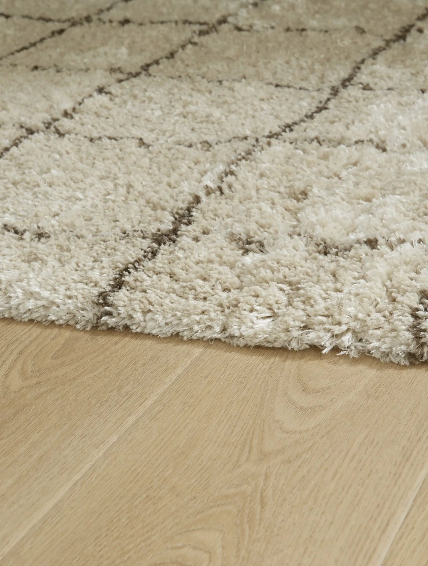Wrenlow - Rug by Unique Piece Furniture