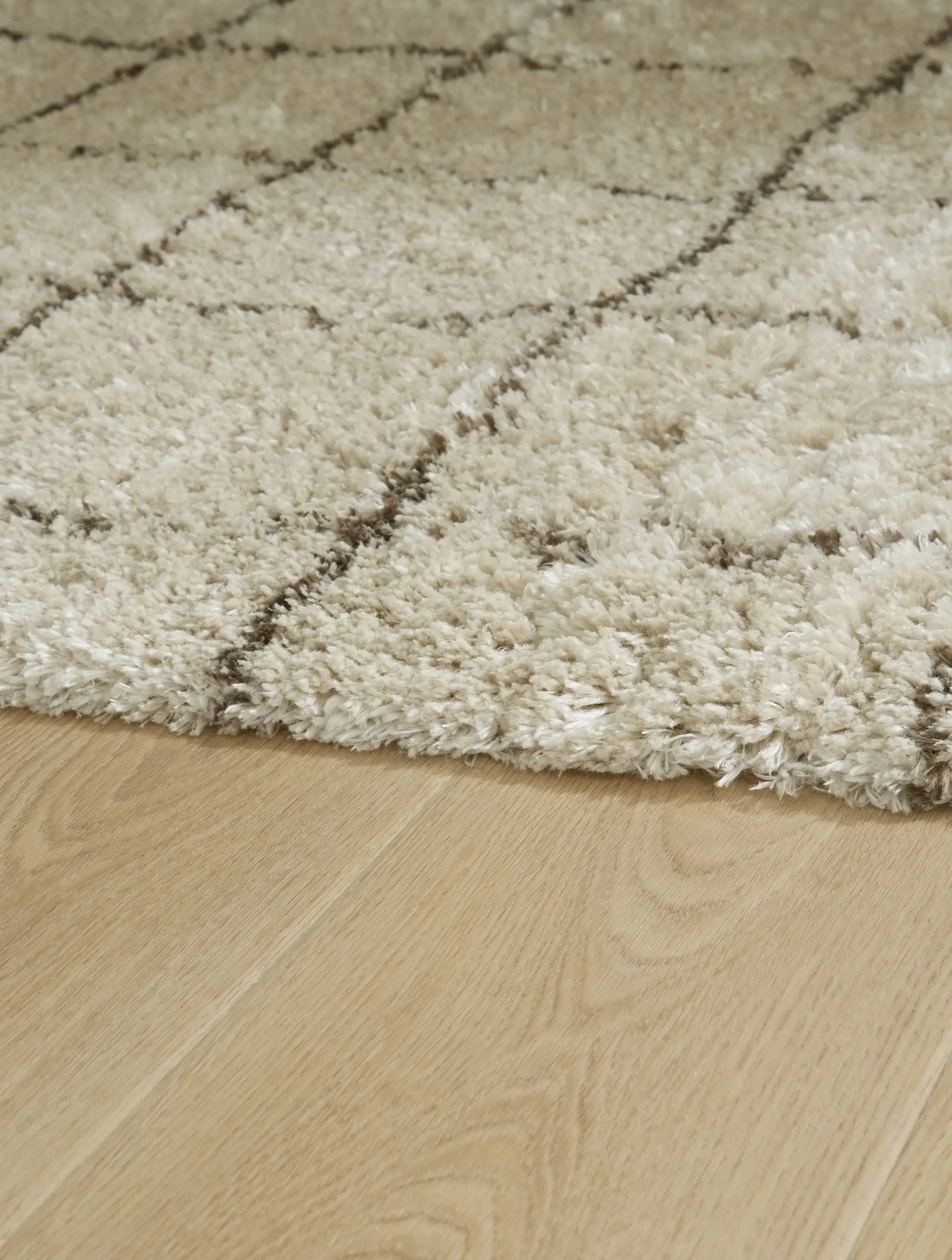 Wrenlow - Rug by Unique Piece Furniture