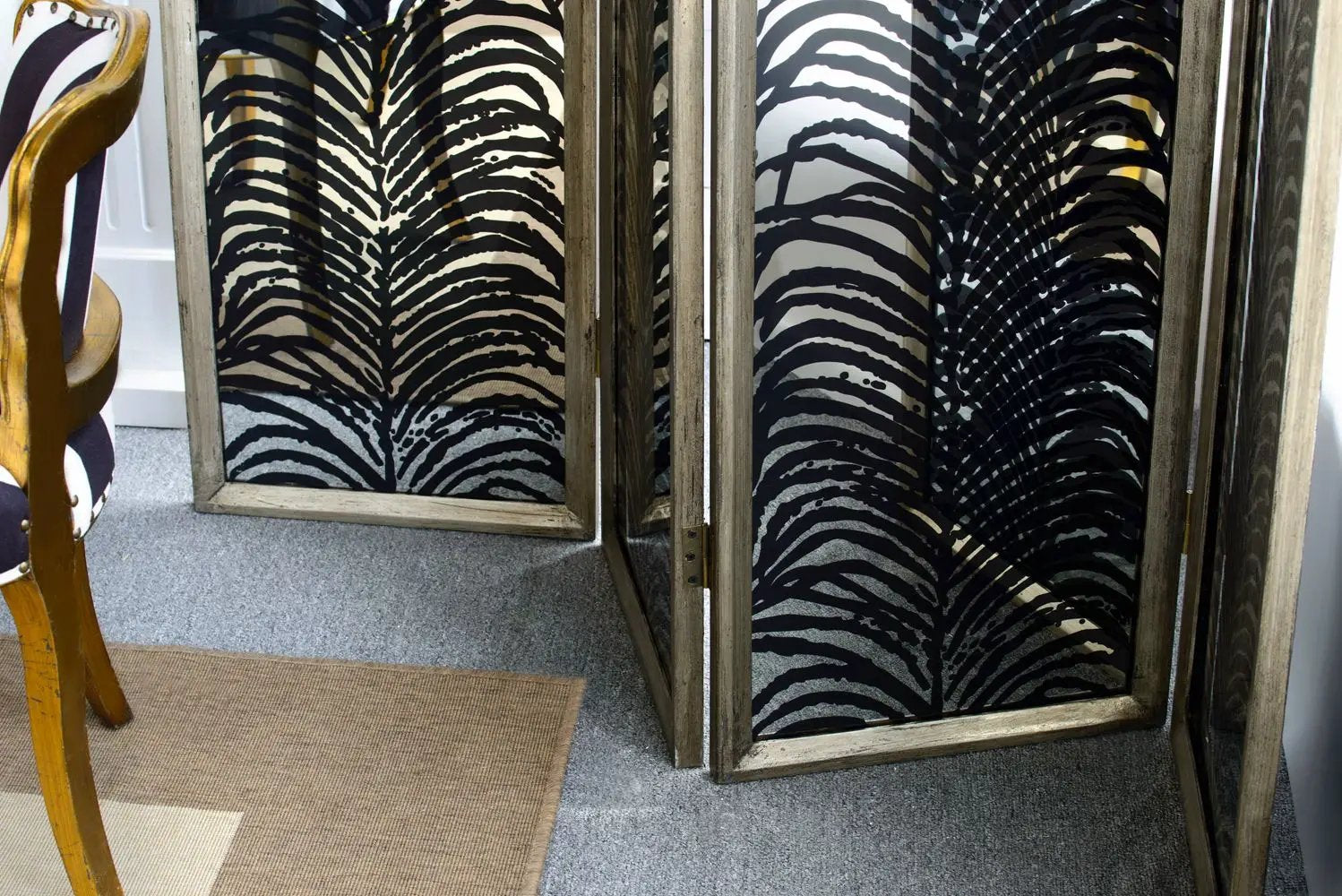 Room Divider, Herero 4 Panel Decorative Screen - Black by Unique Piece Furniture