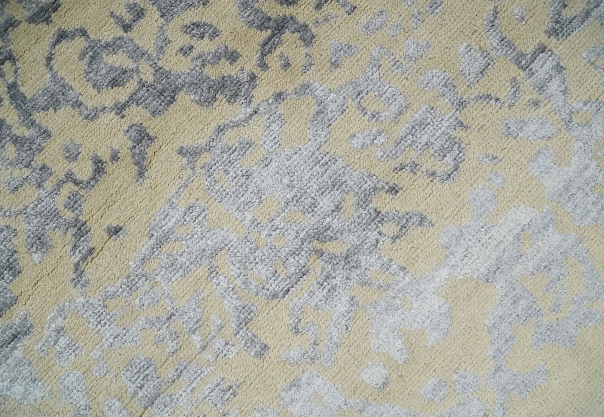 8x10 Beige, Charcoal and Silver Traditional Medallion Hand Knotted Wool and Bamboo Silk Area Rug by The Rug Decor