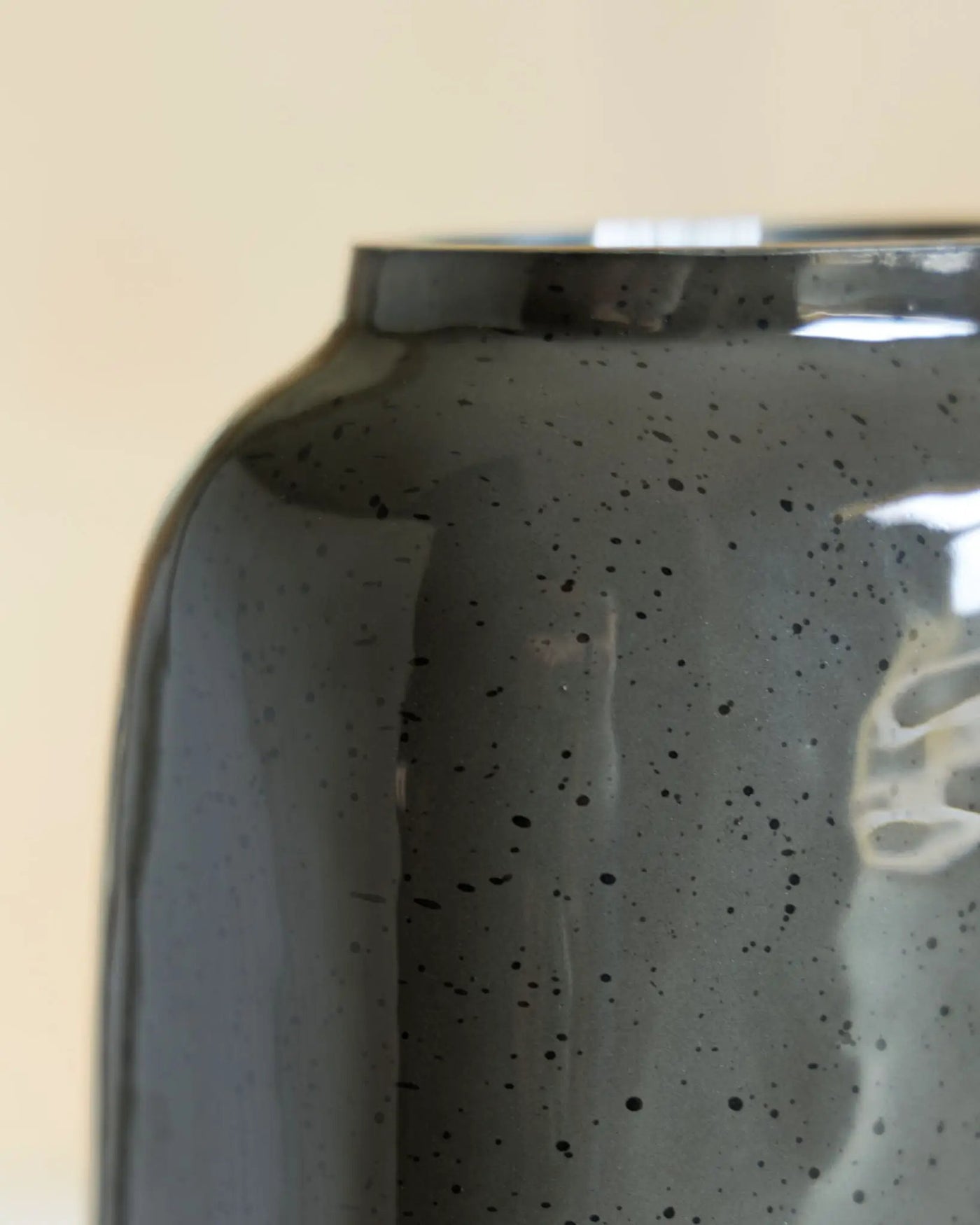 Kierlain - Vase by Unique Piece Furniture