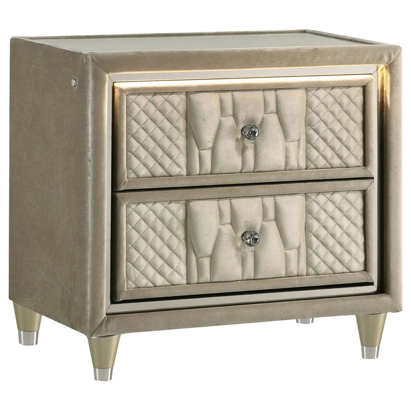 Lorient 4-piece Eastern King Bedroom Set Ivory and Camel by Unique Piece Furniture