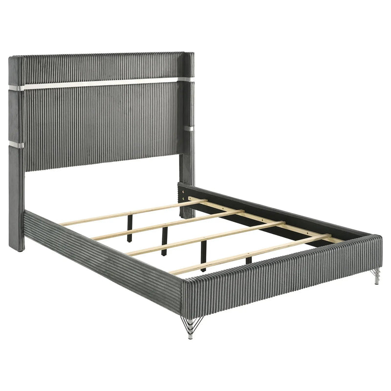 Lucia 4-piece Eastern King Bedroom Set Grey and Black by Unique Piece Furniture