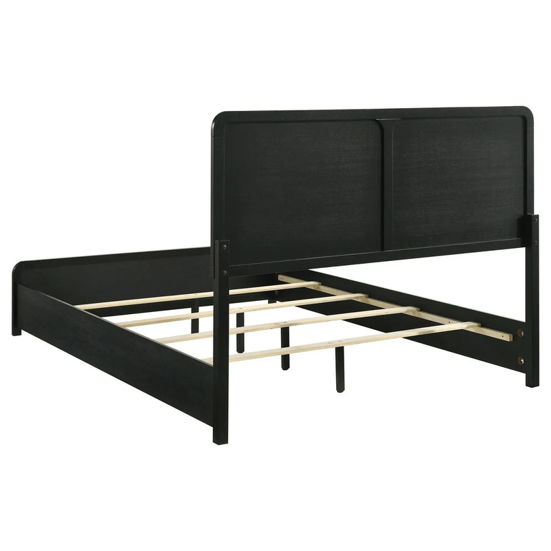 Cavelle 4-piece Queen Bedroom Set Black by Unique Piece Furniture