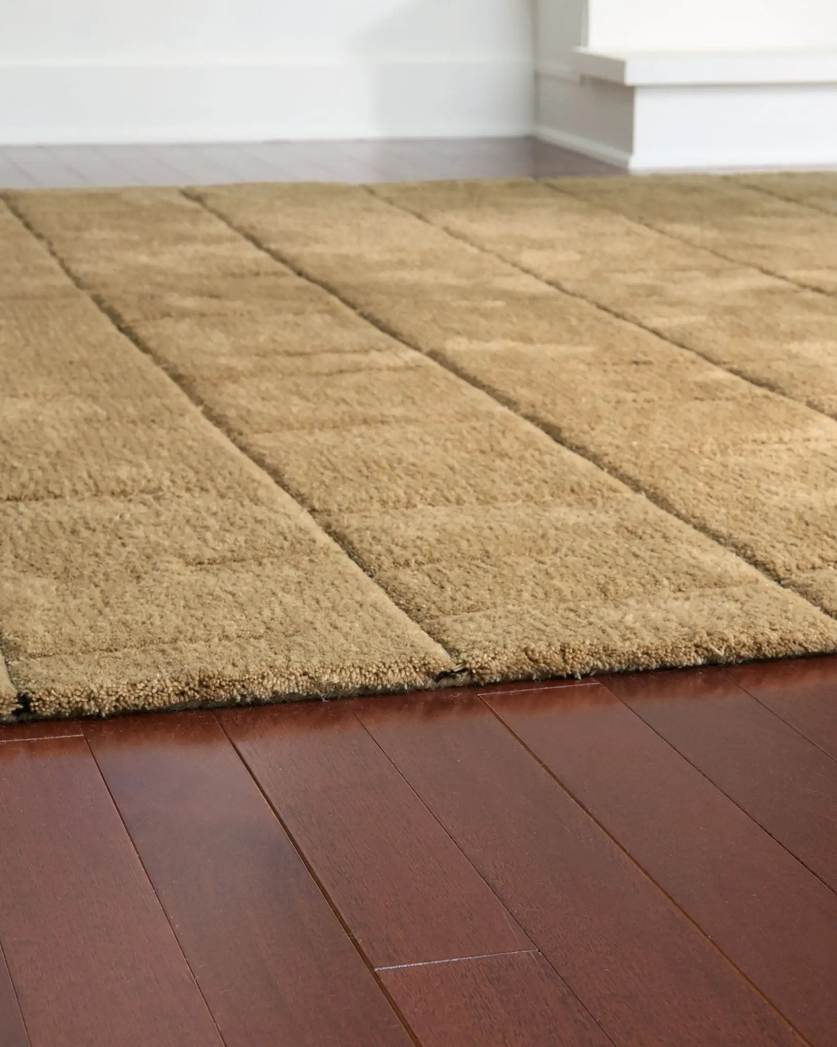 Luzmont - Rug by Unique Piece Furniture