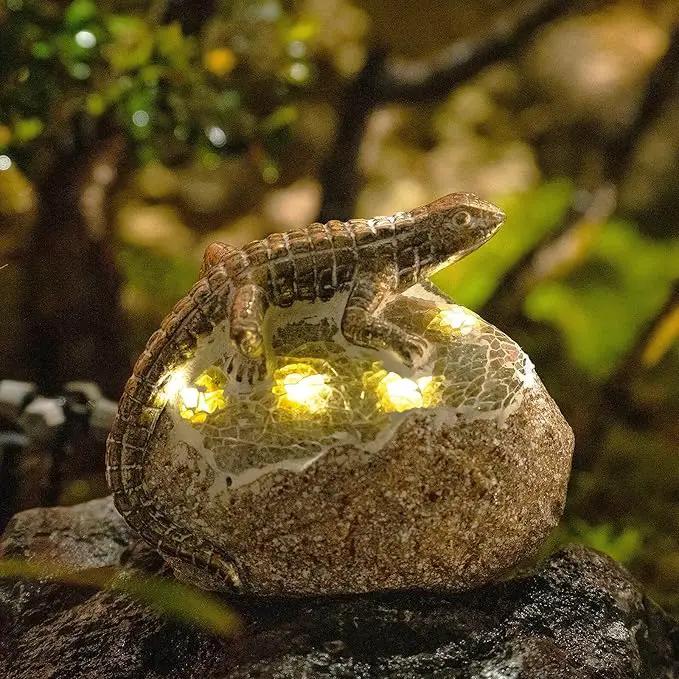 Garden Statue Lizard,Solar Lizard Decor for Outdoor,Resin Lizards Figurine with Solar Light for Patio,Balcony,Yard,Lawn Ornament,Perfect Garden Gift by GreenHaven Gardens
