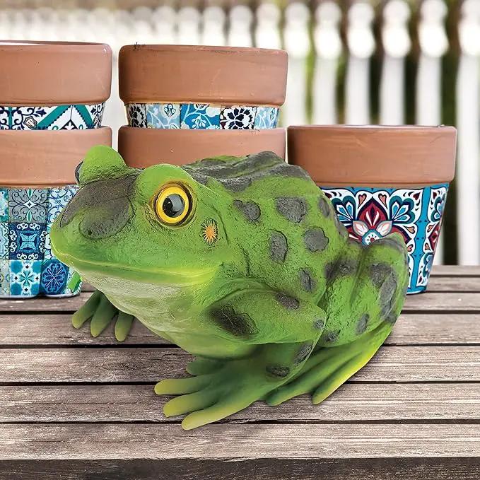 Design Toscano QM20510 Ribbit The Frog Garden Toad Statue, 9", Full Color by GreenHaven Gardens