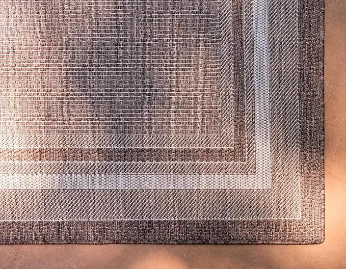 Unique Loom Outdoor Border Collection Area Rug - Soft Border (4' 1" x 6' 1" Rectangle, Brown/ Ivory) by GreenHaven Gardens