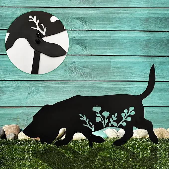 Basset Hound Metal Dog Stake Garden Garden Statue, Yard Decoration Art Lawn, Dog Gifts for Dog Lovers, Outdoor Home Decoration Metal Animal Statue by GreenHaven Gardens