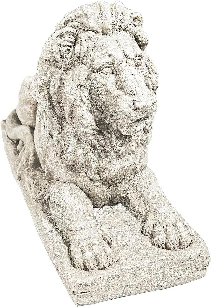 Design Toscano Lyndhurst Manor Lion Sentinel Statue: Set of Two by GreenHaven Gardens