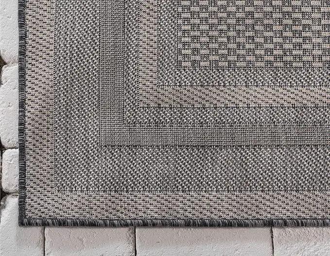 Unique Loom Outdoor Border Collection Area Rug - Soft Border (9' x 12' Rectangle, Black/ Ivory) by GreenHaven Gardens