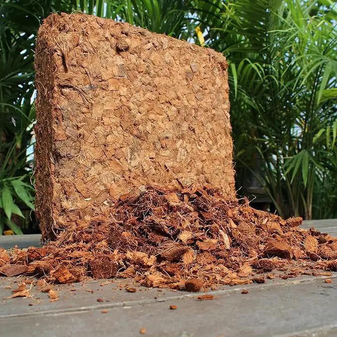 Organic Coco Chips for Plants (40lbs) - Coco Coir Chips - Coconut Husk Chips for Potting Soil, Garden Soil, & Seed Starter Soil - Coconut Mulch for Garden - Compressed Coconut Chips for Plants by GreenHaven Gardens