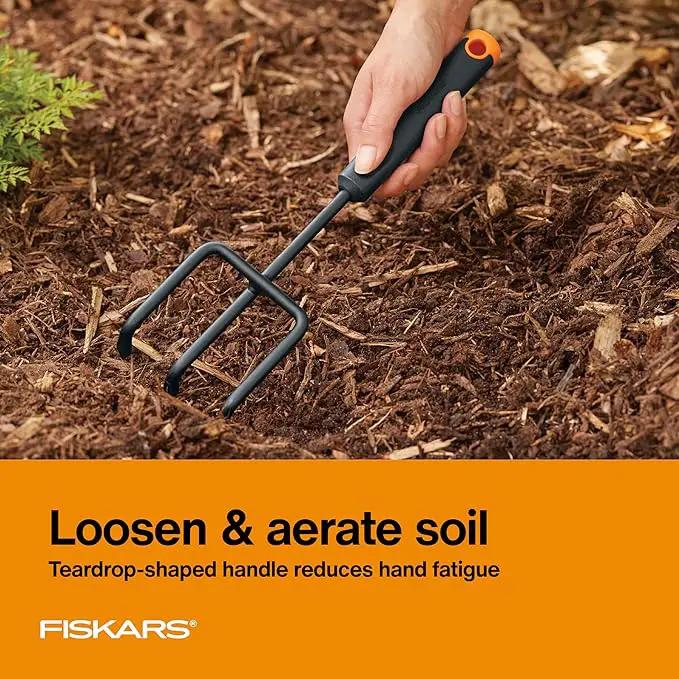 Fiskars Vegetable Garden Tool Set with Vegetable Shears, Seed Sower, Trowel, Cultivator, Weeder, and L/XL Garden Gloves for Indoor or Outdoor Gardening (6 Piece Kit) by GreenHaven Gardens