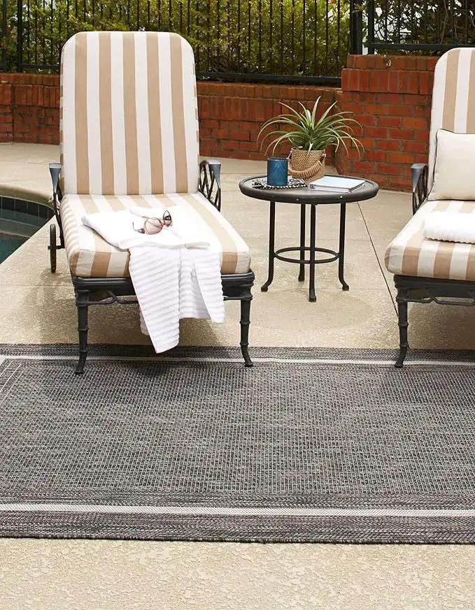 Unique Loom Outdoor Border Collection Area Rug - Soft Border (3' 3" x 5' 3" Rectangle, Black/ Ivory) by GreenHaven Gardens
