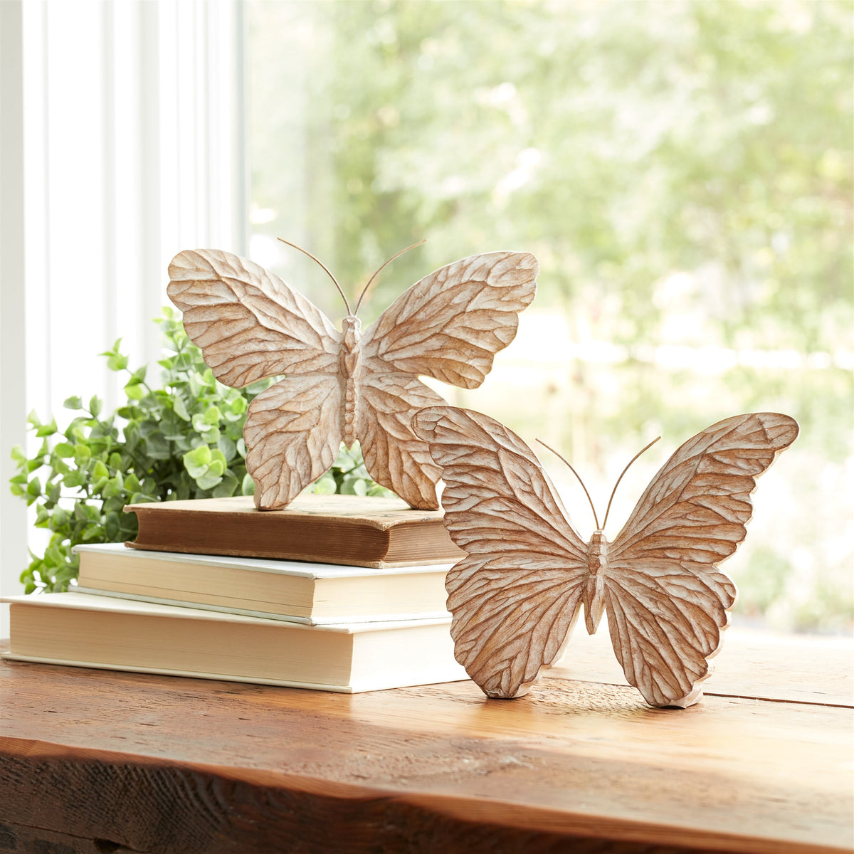 Carved Butterfly Shelf Sitter (Set of 4), photo 4 of 5