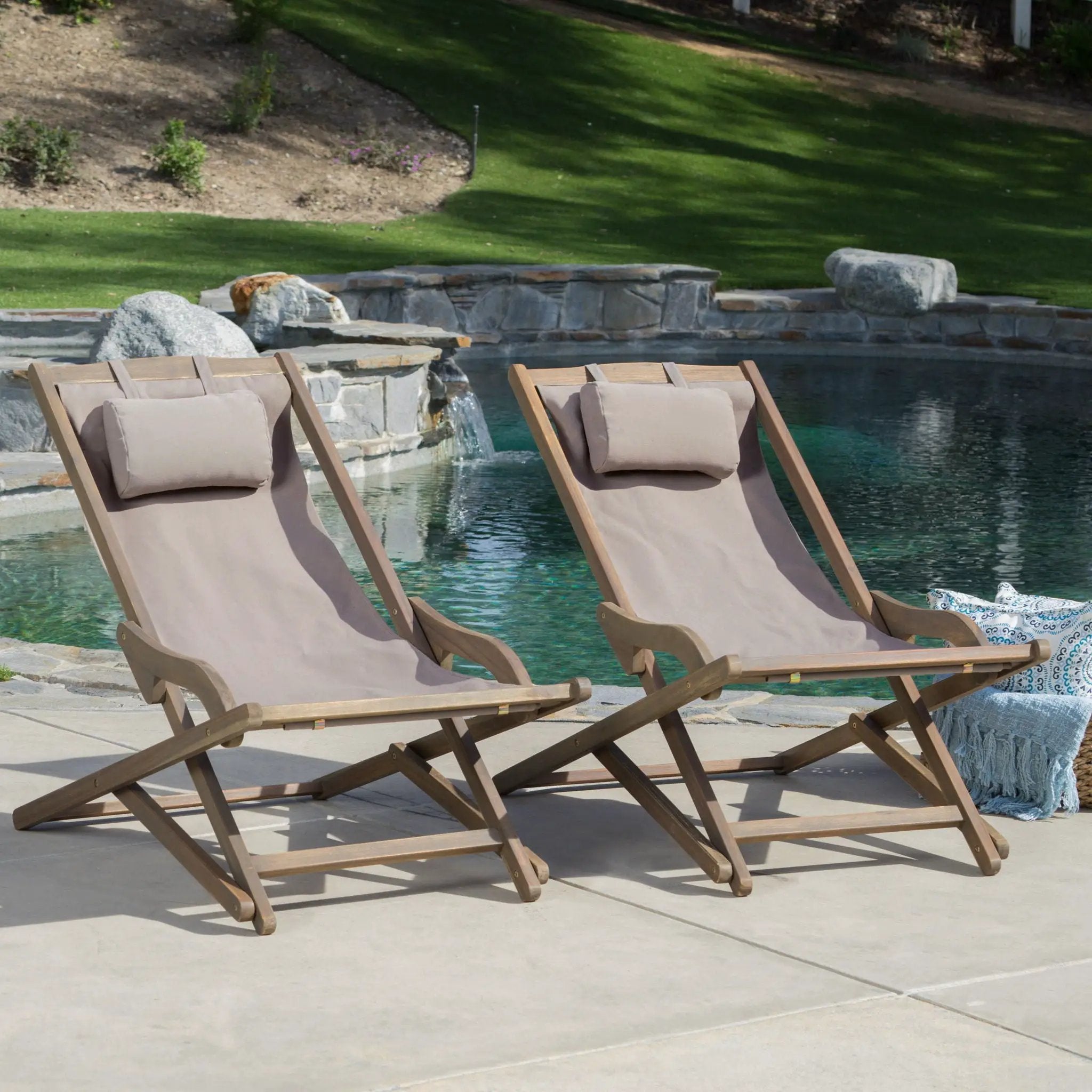 Arcadia Outdoor Sling Chair With Pillow by HouseOfZazla