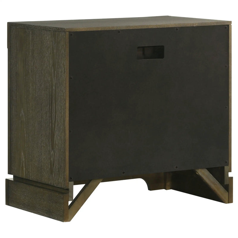 Gran Park 4-piece California King Bedroom Set Dark Cocoa by Unique Piece Furniture