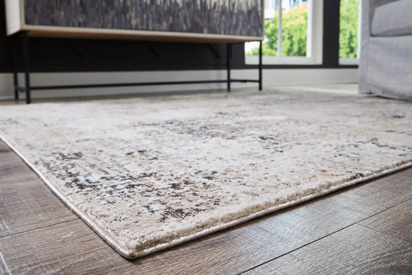 Elaning - Rug by Unique Piece Furniture