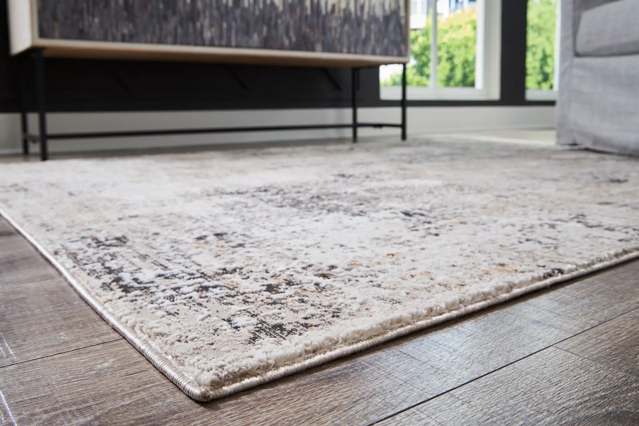 Elaning - Rug by Unique Piece Furniture