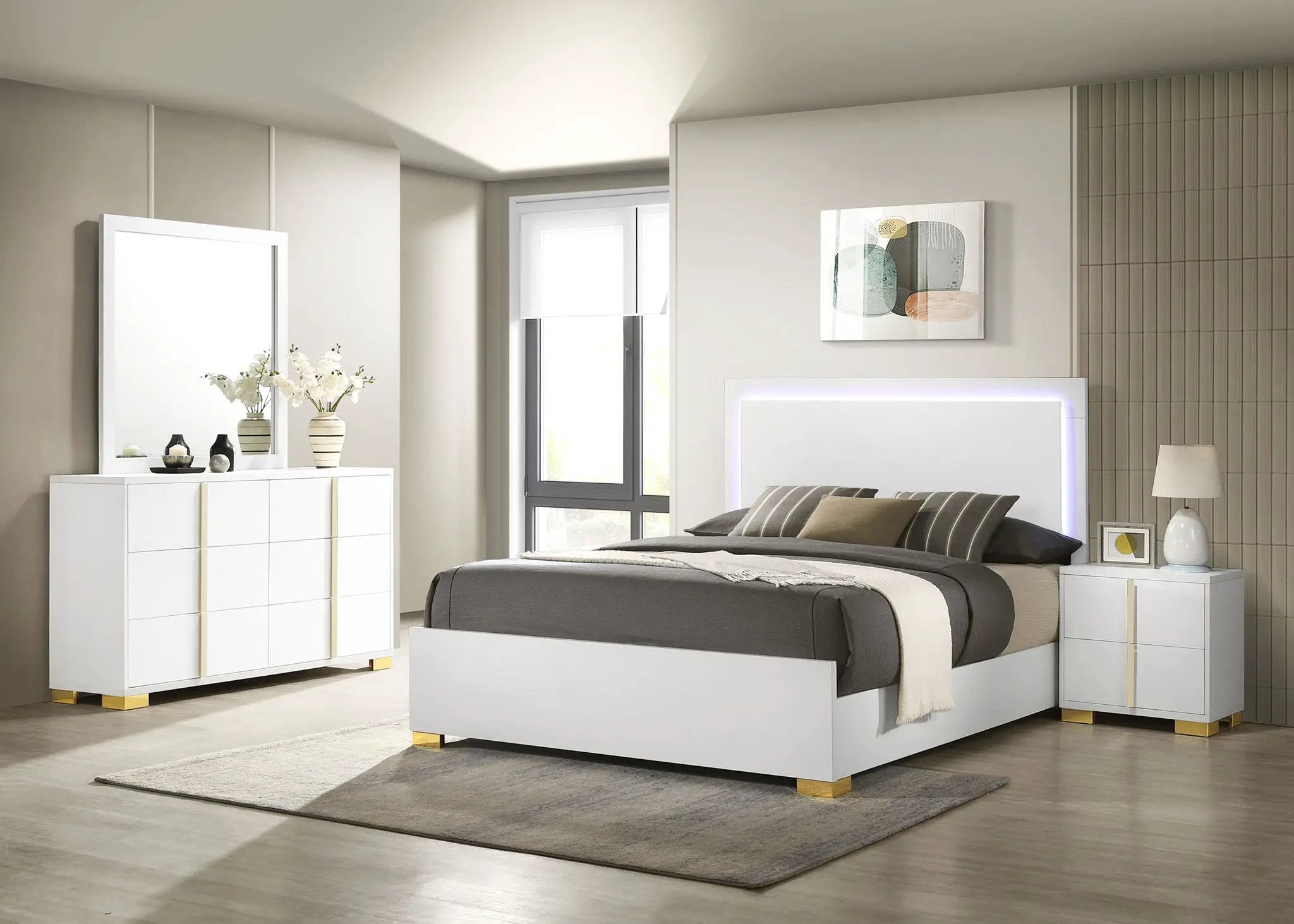 Marceline 4-piece Full Bedroom Set White by Unique Piece Furniture