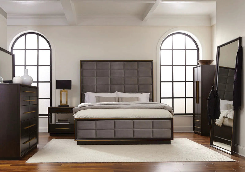 Durango 4-piece Eastern King Bedroom Set Smoked Peppercorn by Unique Piece Furniture