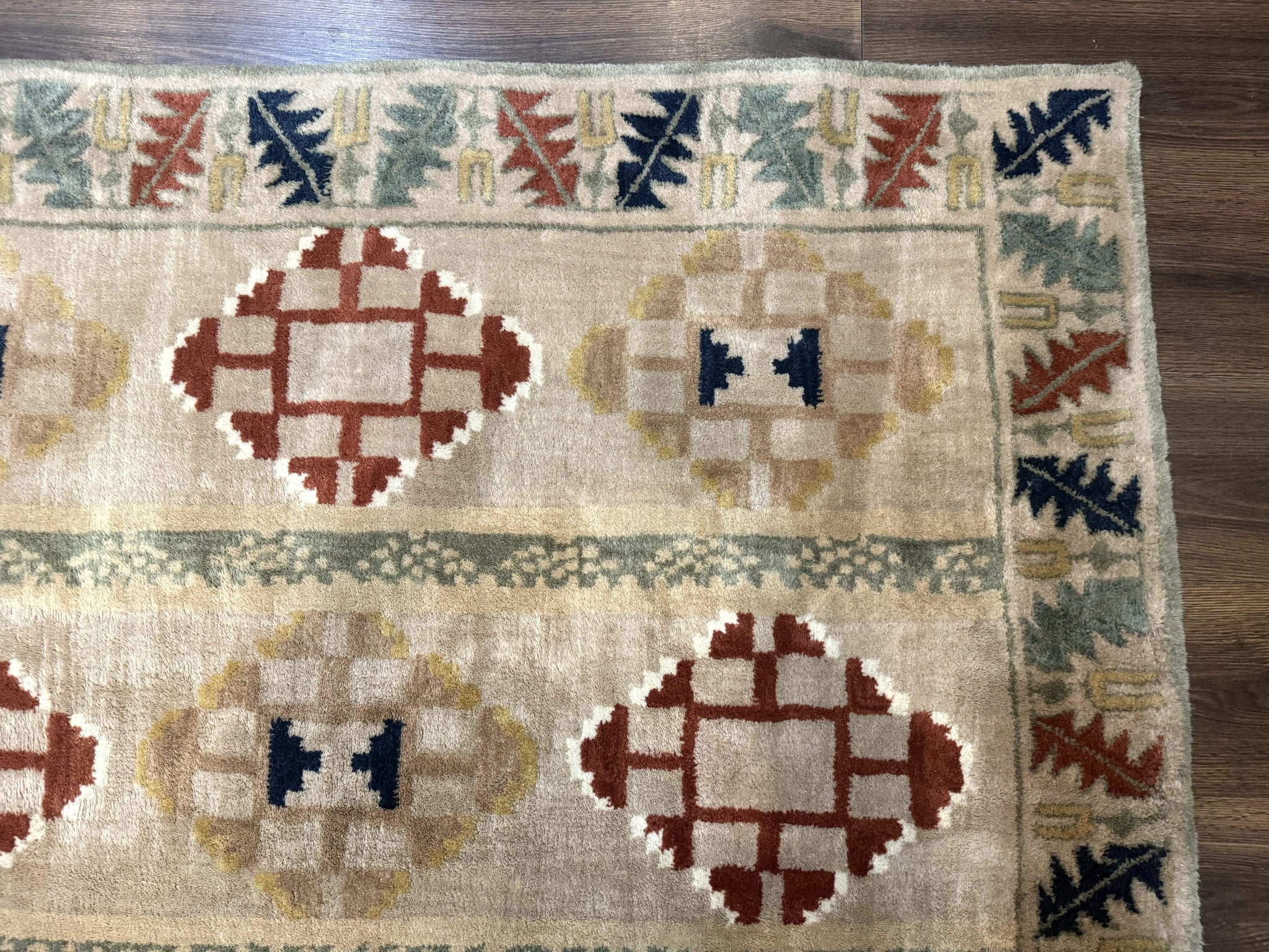 Geometric Design Area Rug 5x8, Beige and Rust Red by Jewel Rugs