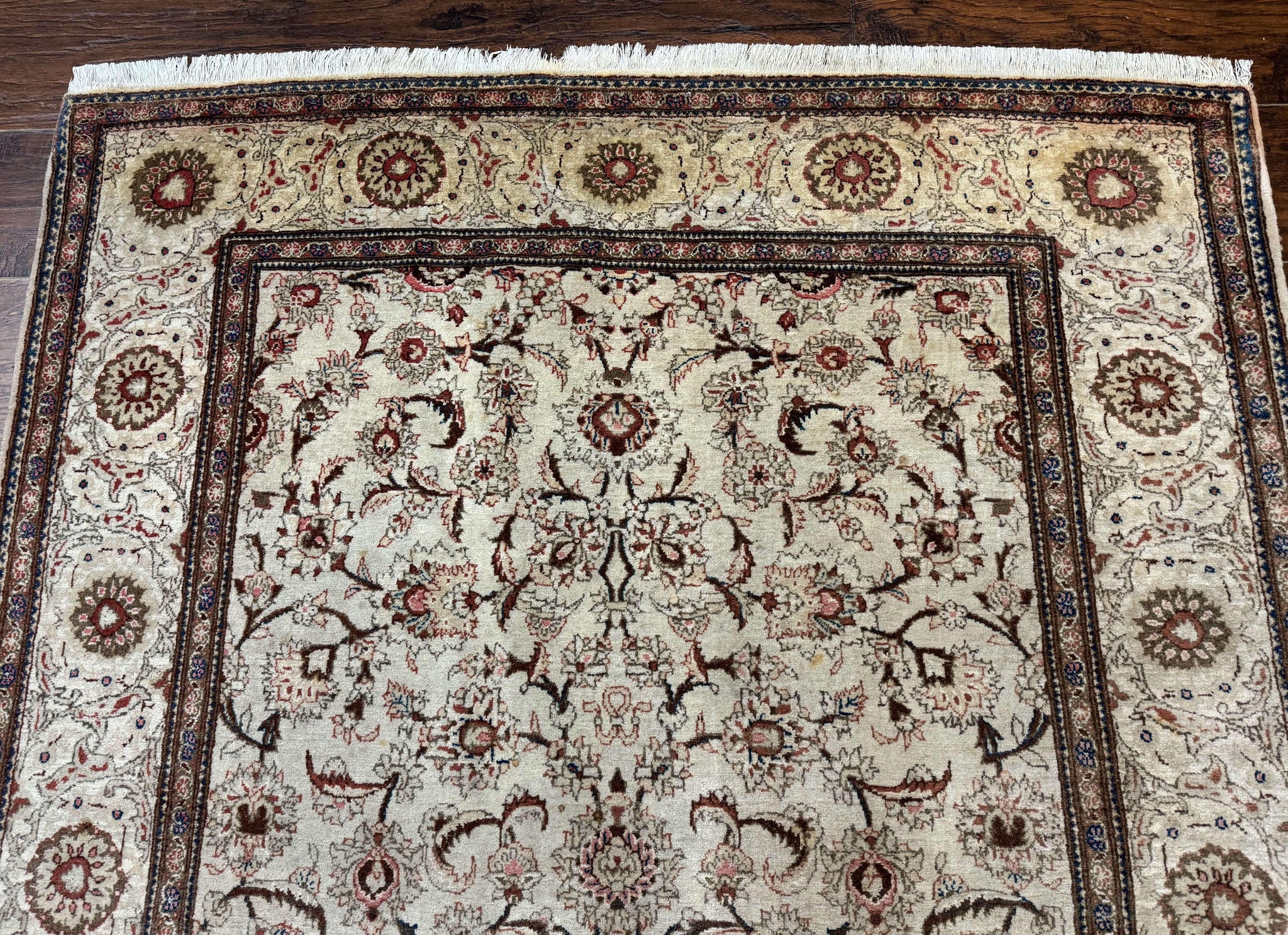 Persian Kashan Rug 5x7, Beige, Fine 250 KPSI by Jewel Rugs
