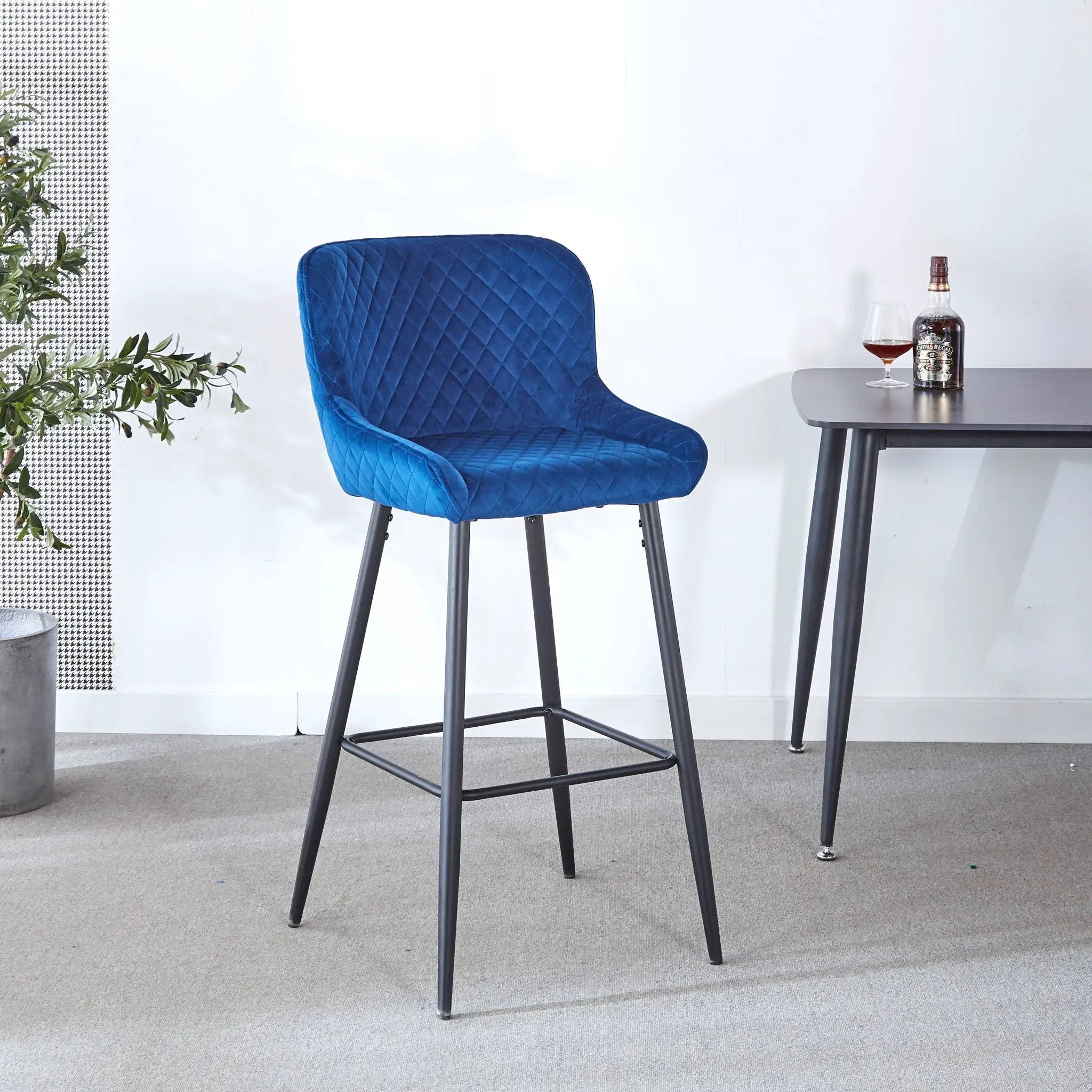 Ergonomic Counter Height Bar Stool (Set of 2) by Unique Piece Furniture
