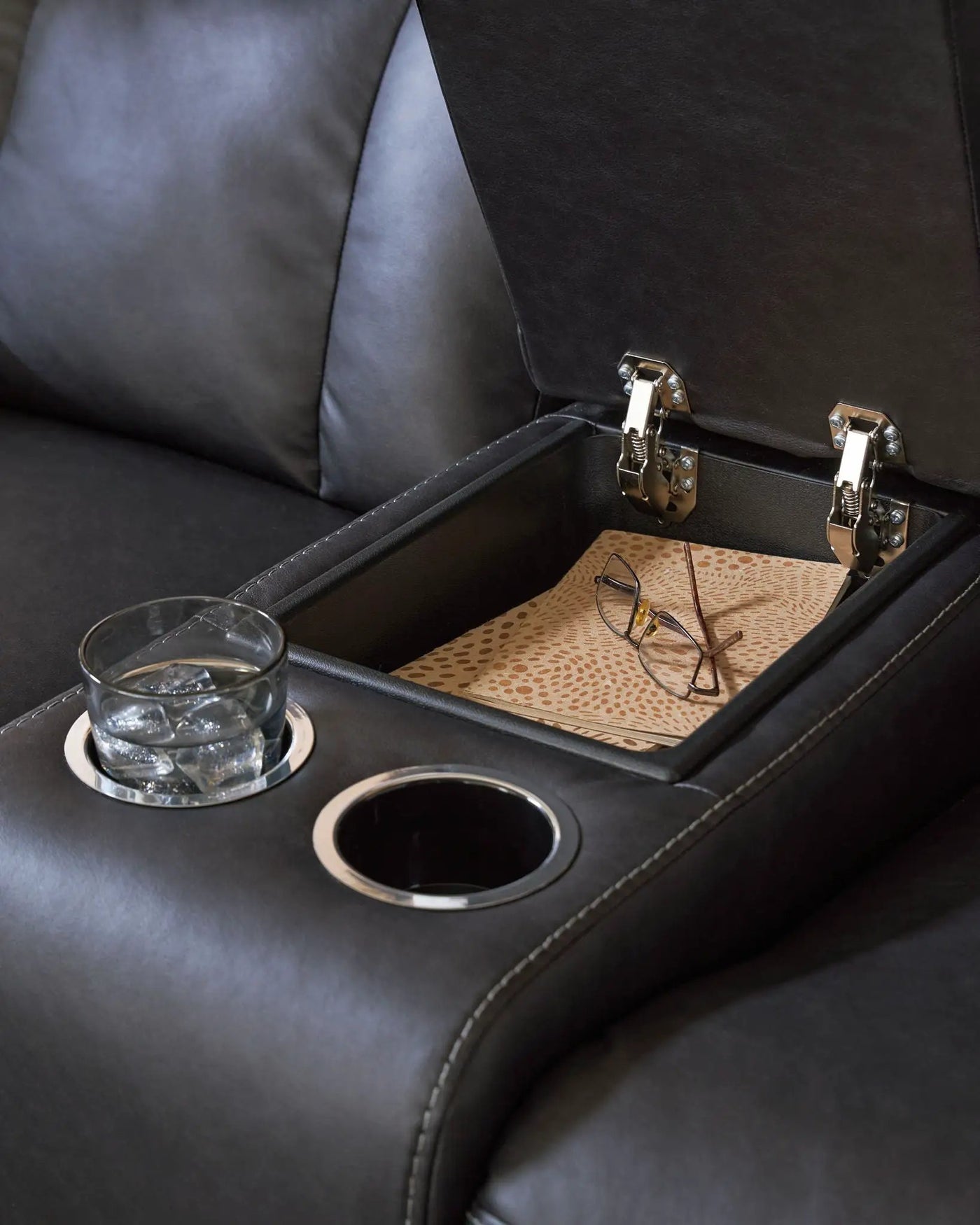Mackmenville - Double Reclining Loveseat With Console by Unique Piece Furniture