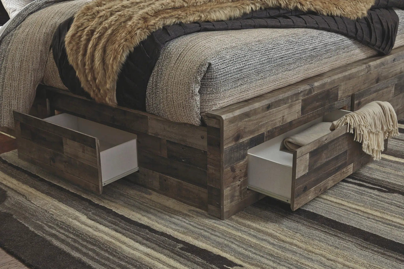 Derekson - Youth Panel Bedroom Set by Unique Piece Furniture