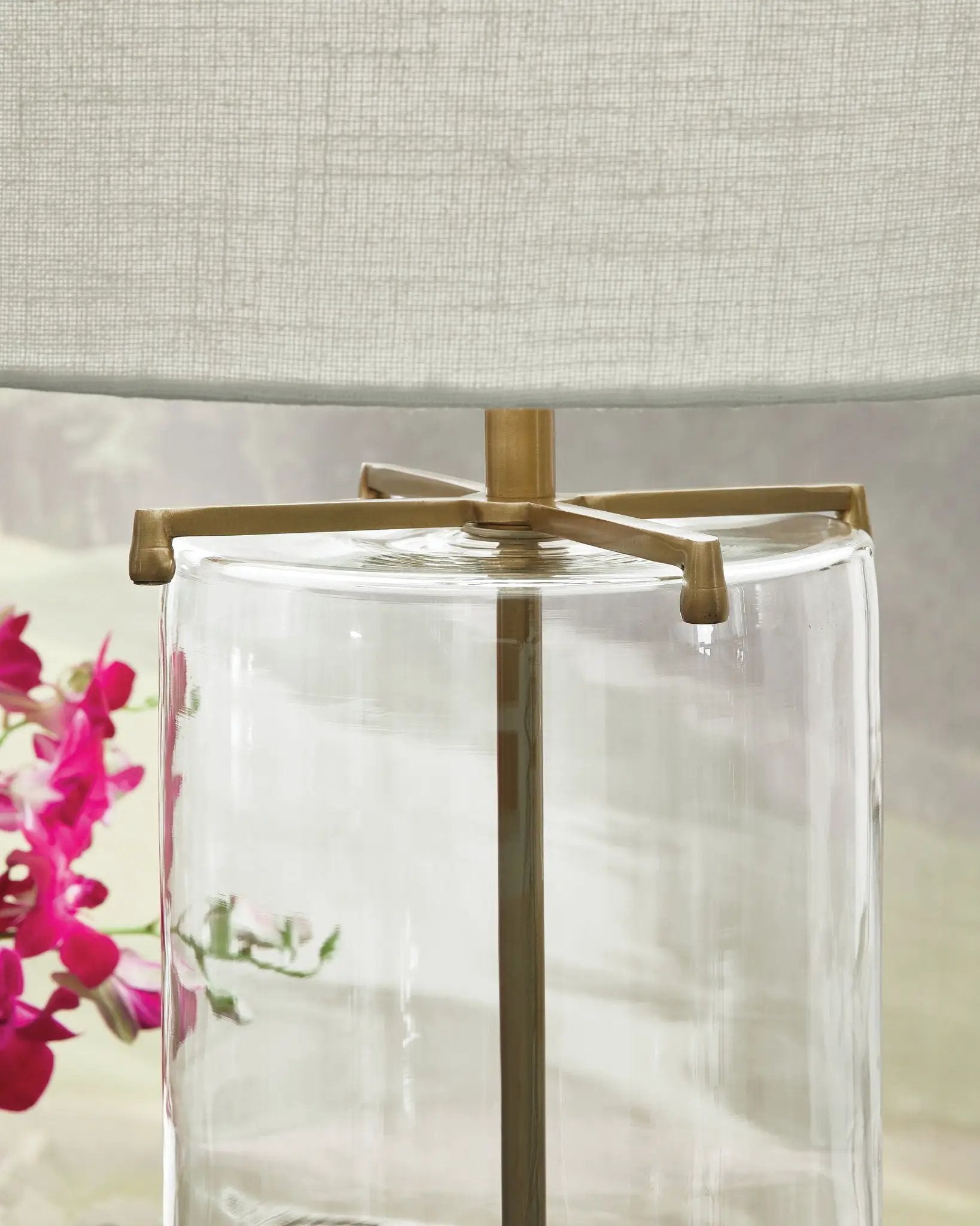 Gizeh - Glass Table Lamp - Clear / Gold Finish by Unique Piece Furniture