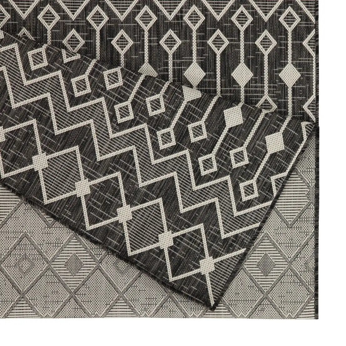 Sunshine - 2'7" X 7'3" Indoor / Outdoor, Polypropylene Area Rug by HouseOfZazla