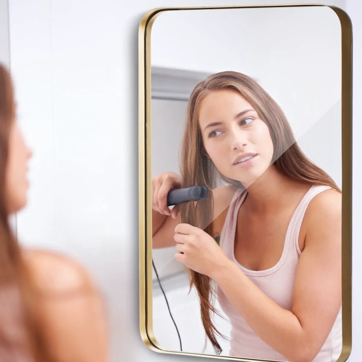 32 Inch x 20 Inch Metal Frame Wall-Mounted Rectangle Mirror, photo 2 of 9